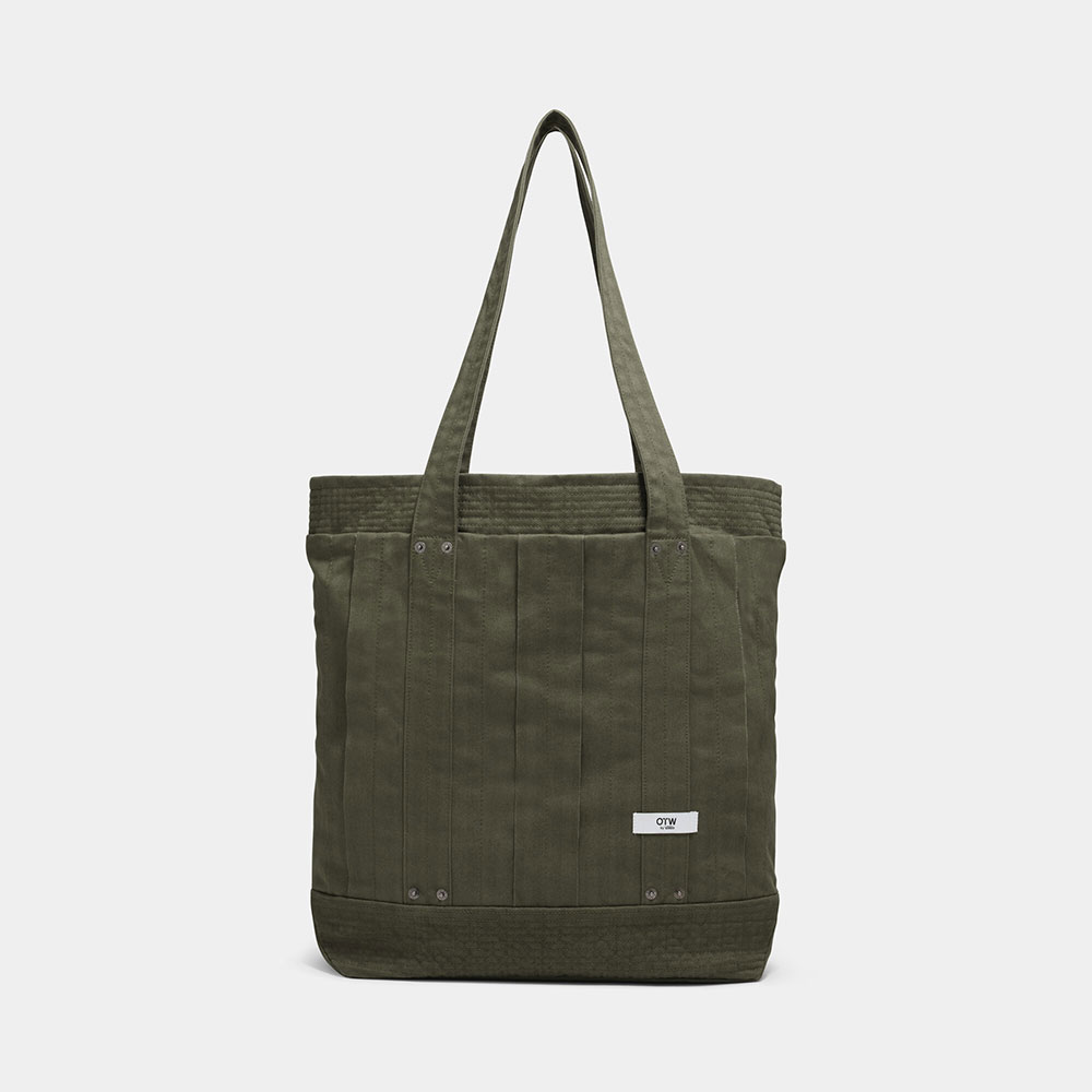 OTW 코트야드 토트백